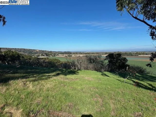 Woodridge Ct Salinas, CA 93908