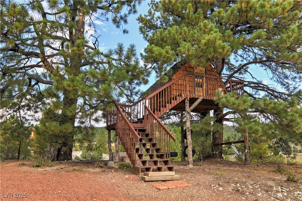 2814 Dead Horse Loop Duck Creek Village, UT 84762