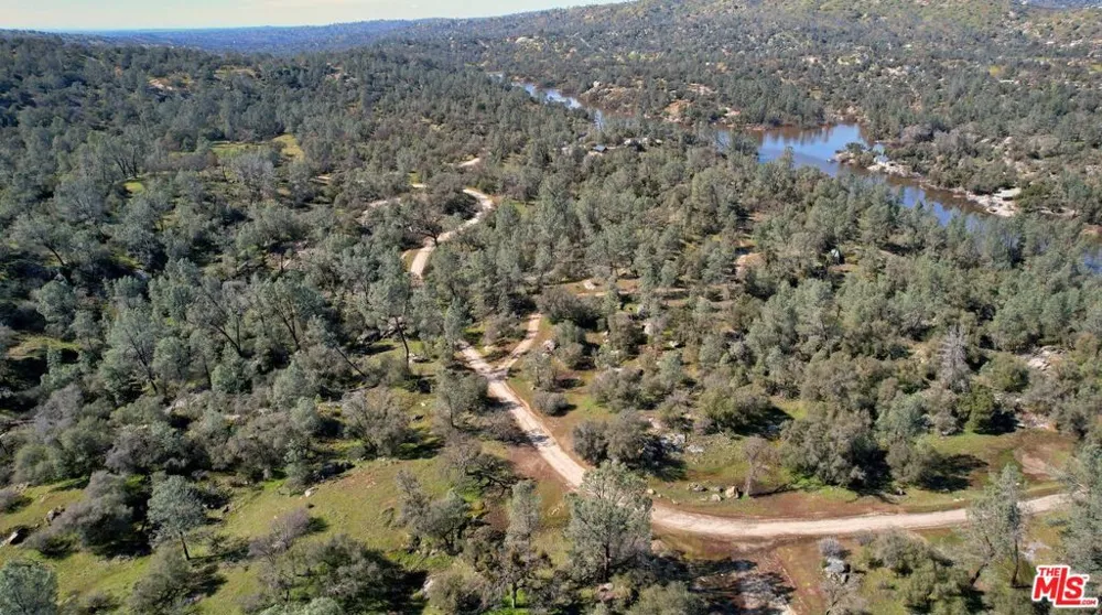 3 Blackhawk Drive Coarsegold, CA 93614
