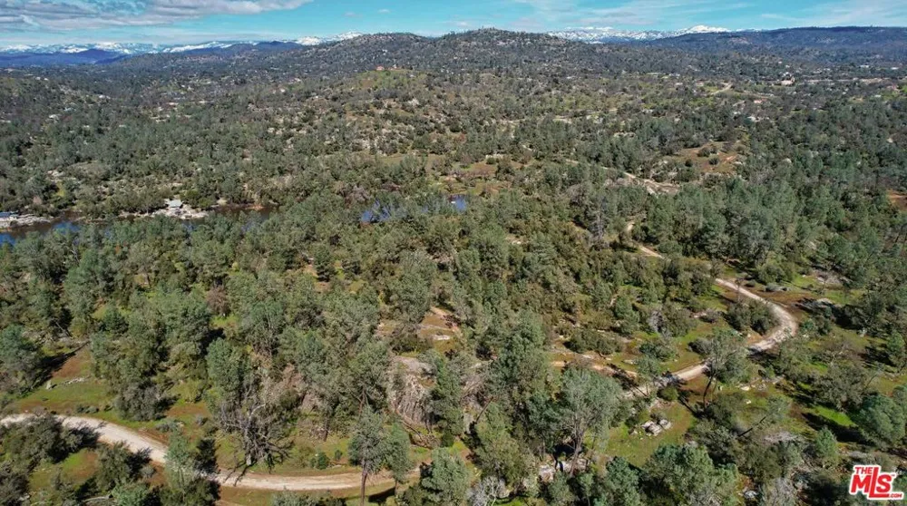 3 Blackhawk Drive Coarsegold, CA 93614