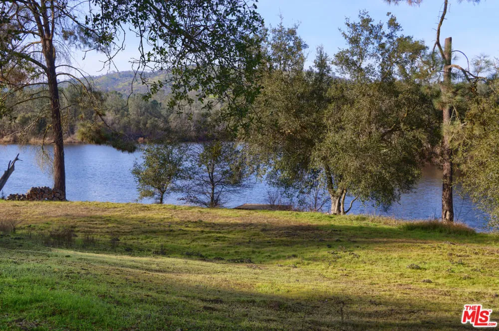 3 Blackhawk Drive Coarsegold, CA 93614