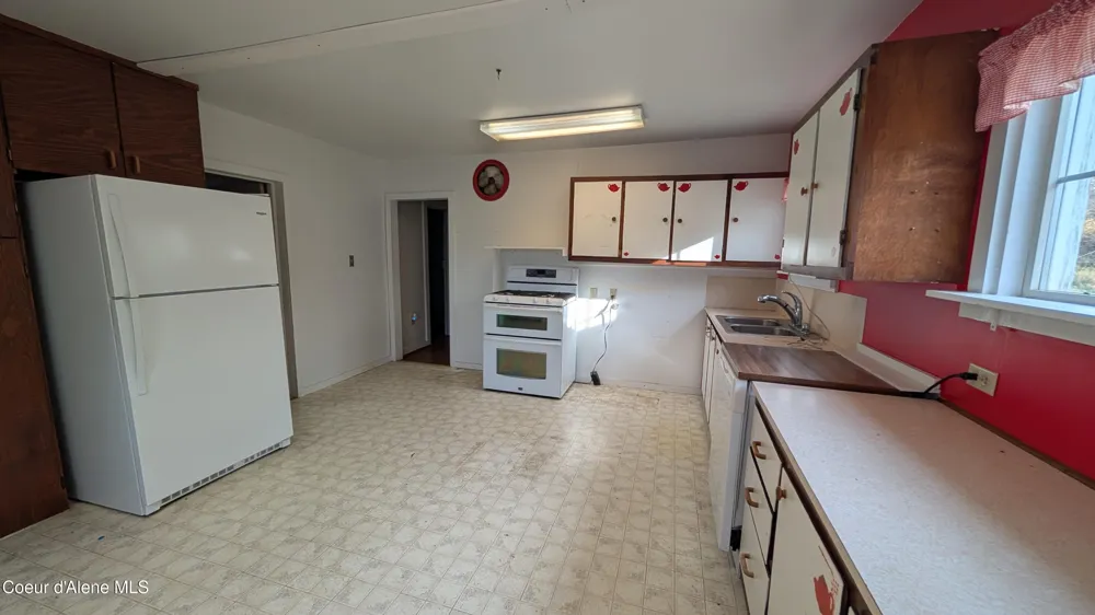 7168 4th Street Bonners Ferry, ID 83805