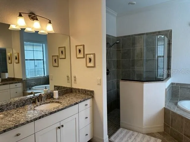 17025 POLO TRAIL Bradenton, FL 34211