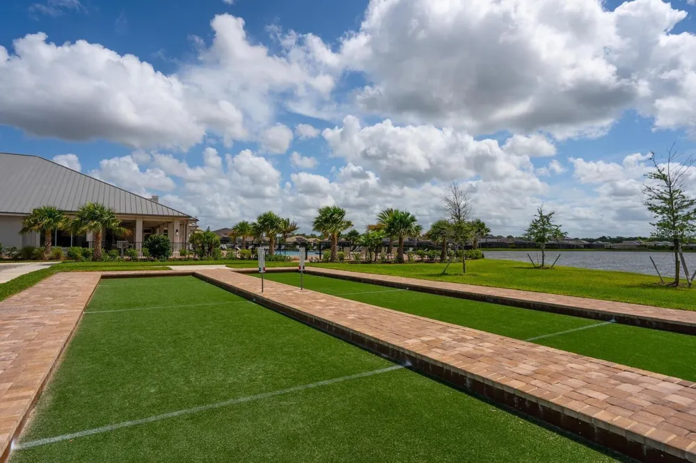17025 POLO TRAIL Bradenton, FL 34211
