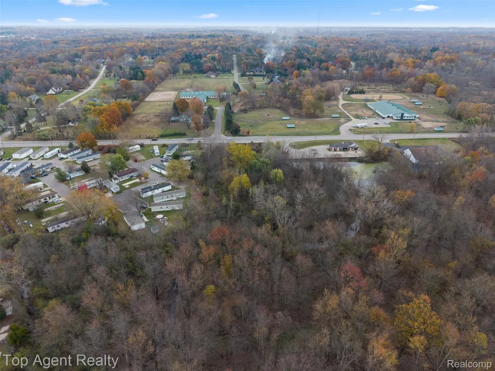 433 Rochester Road Leonard Village, MI 48367