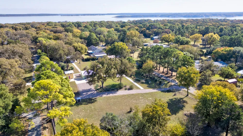 227 Newcastle Drive Gordonville, TX 76245
