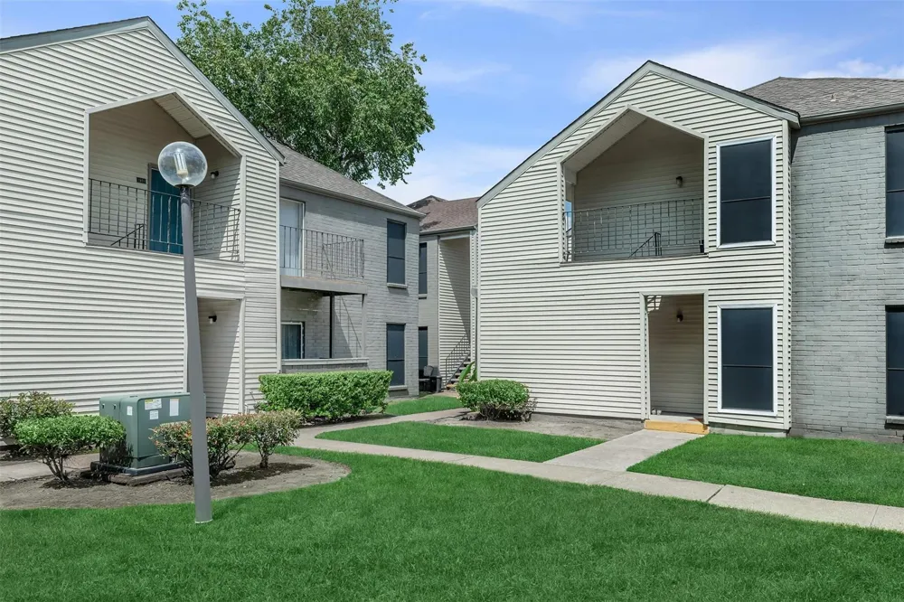 1111 W Main Street #1802 League City, TX 77573