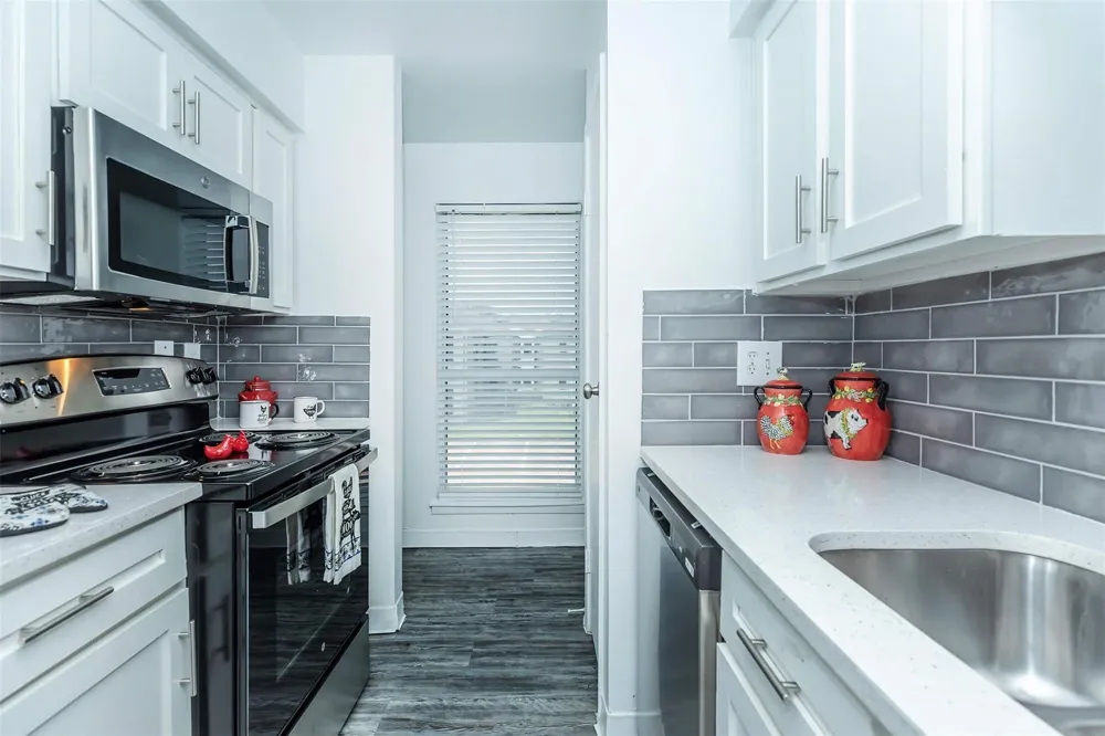 1111 W Main Street #1802 League City, TX 77573