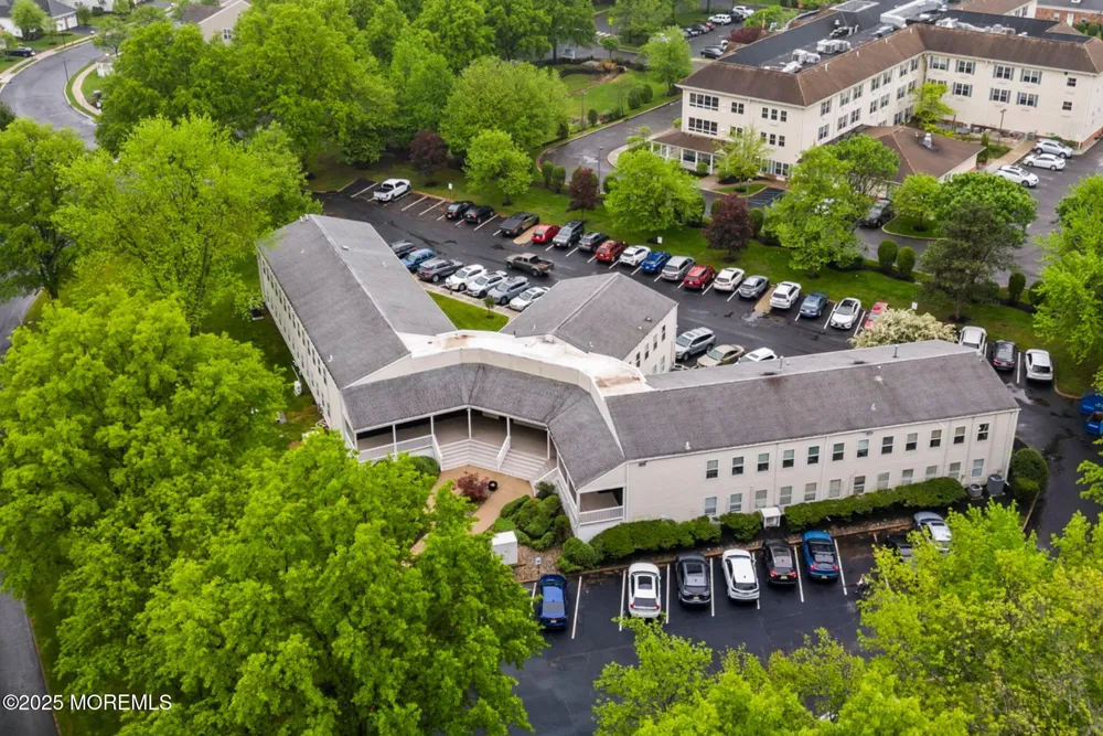 59 Avenue At The Common #101/102 Shrewsbury, NJ 07702