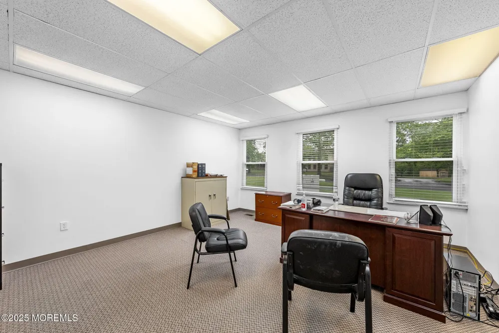 59 Avenue At The Common #101/102 Shrewsbury, NJ 07702