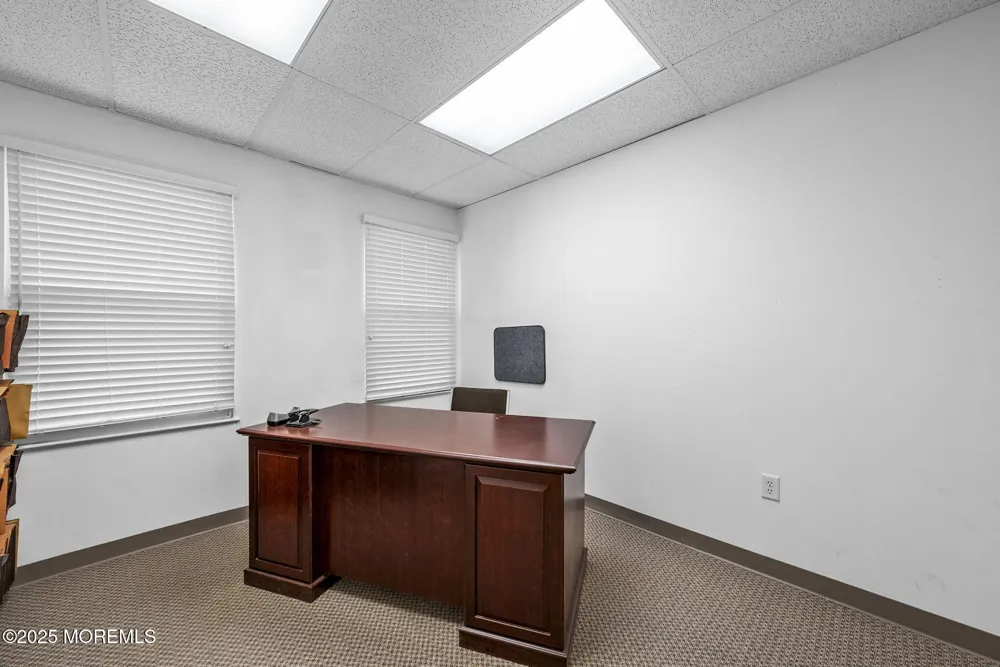 59 Avenue At The Common #101/102 Shrewsbury, NJ 07702