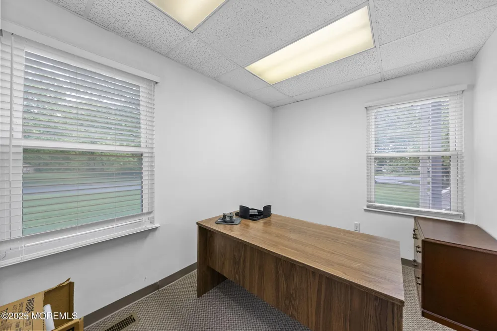 59 Avenue At The Common #101/102 Shrewsbury, NJ 07702