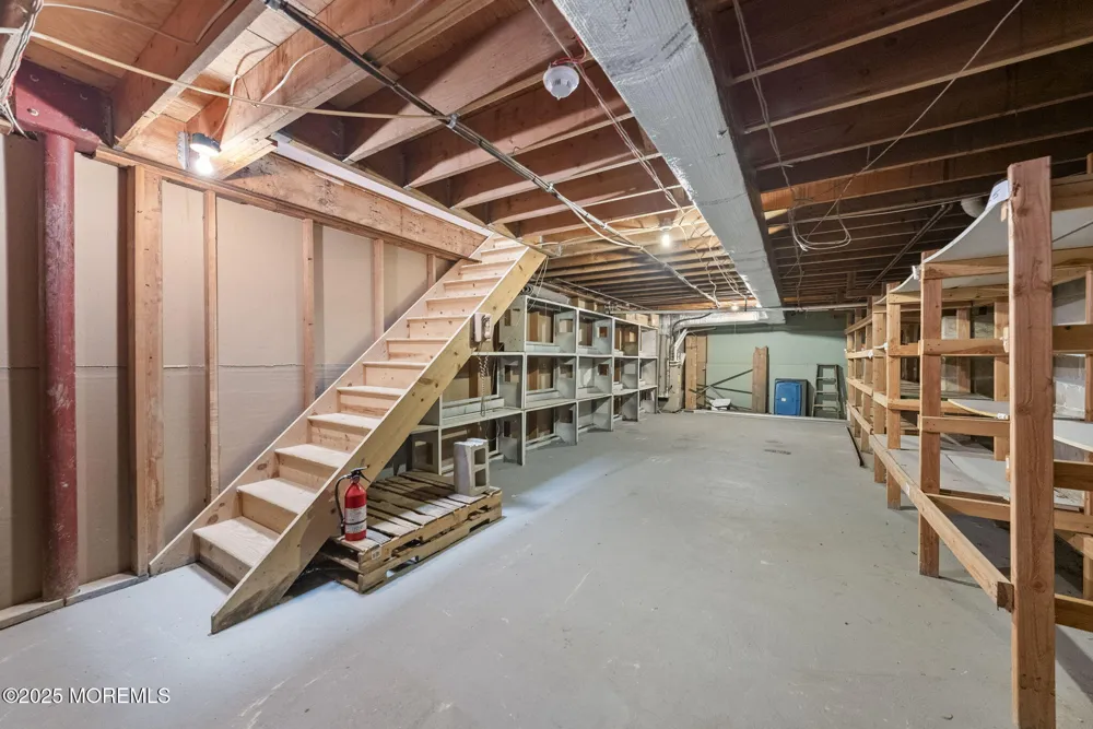 59 Avenue At The Common #101/102 Shrewsbury, NJ 07702