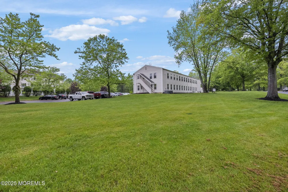 59 Avenue At The Common #101/102 Shrewsbury, NJ 07702