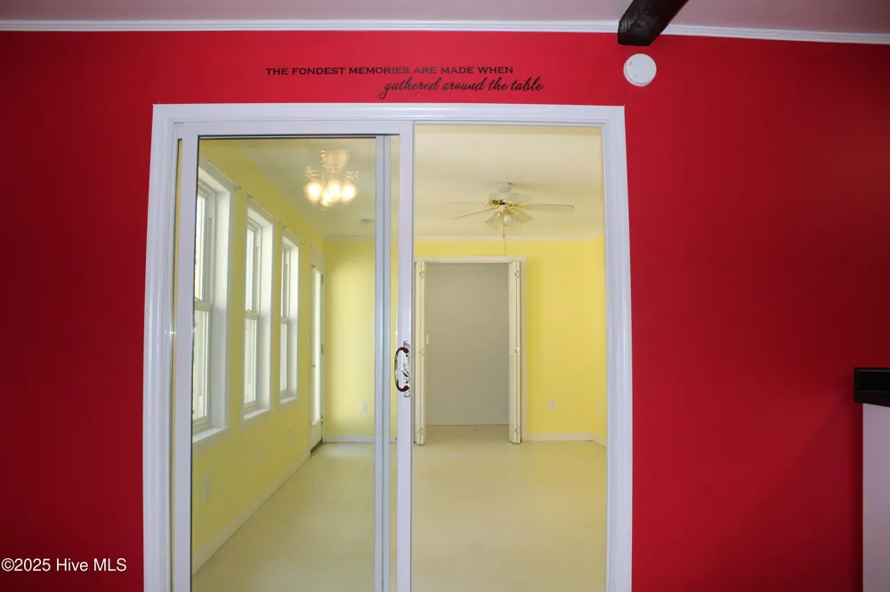 513 W Main Street Beulaville, NC 28518