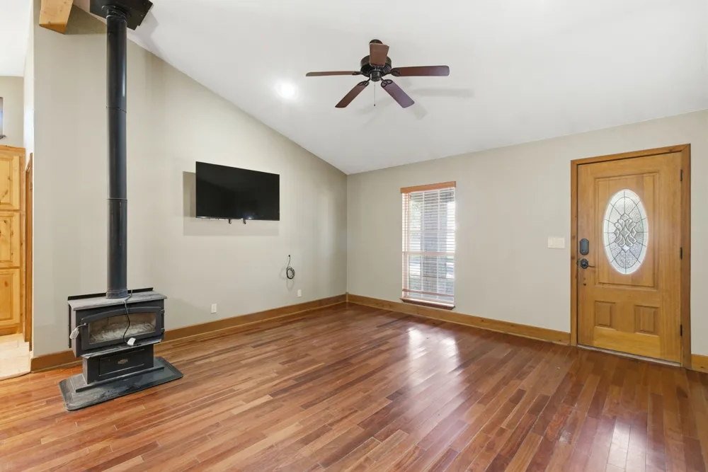 200 Elm Lane Tolar, TX 76476