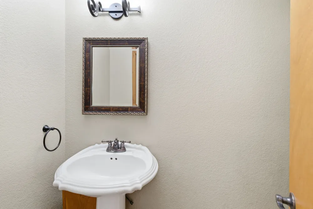 200 Elm Lane Tolar, TX 76476