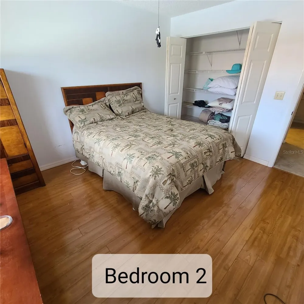 220 BUTTONWOOD CIRCLE #220 Seminole, FL 33777