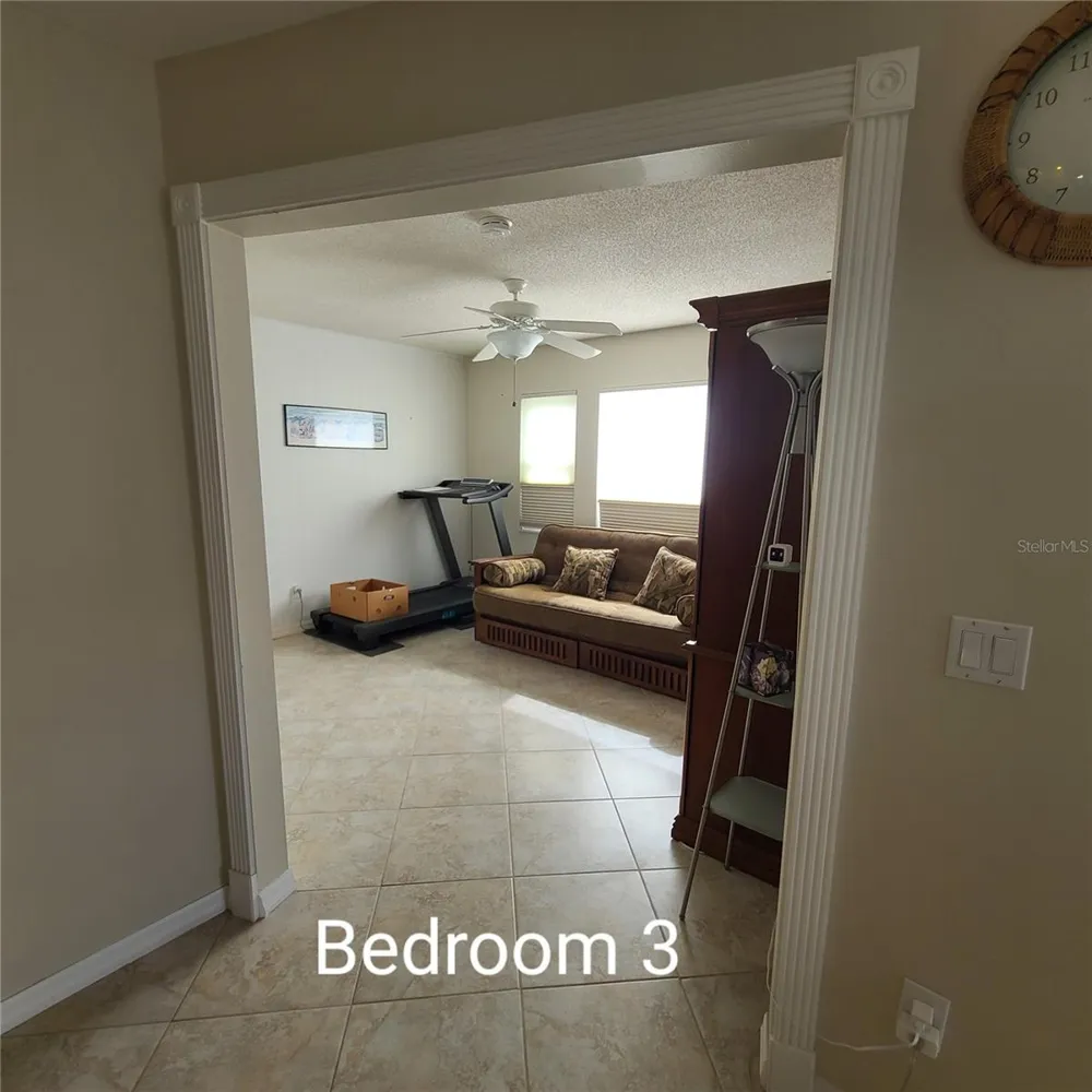 220 BUTTONWOOD CIRCLE #220 Seminole, FL 33777