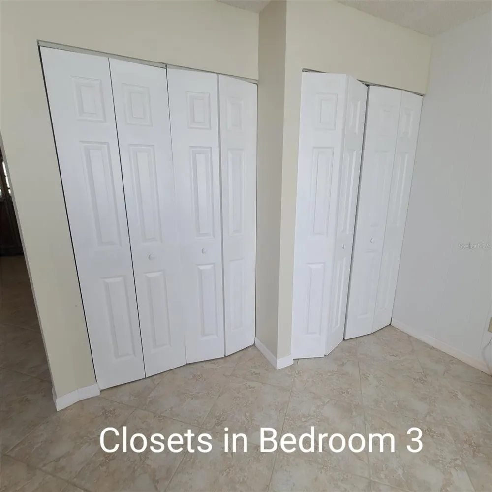 220 BUTTONWOOD CIRCLE #220 Seminole, FL 33777