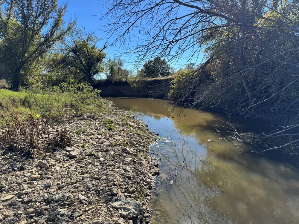 2435 County Road 247 Valley View, TX 76272