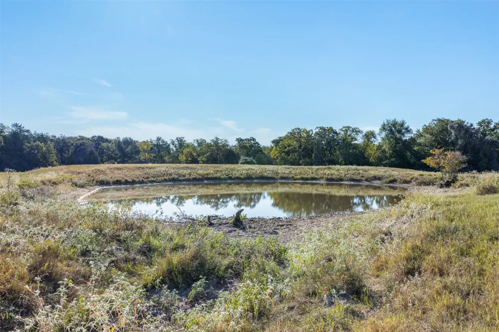 LCR 800 Groesbeck, TX 76642
