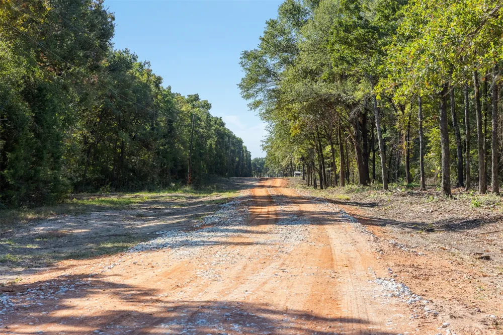 LCR 800 Groesbeck, TX 76642