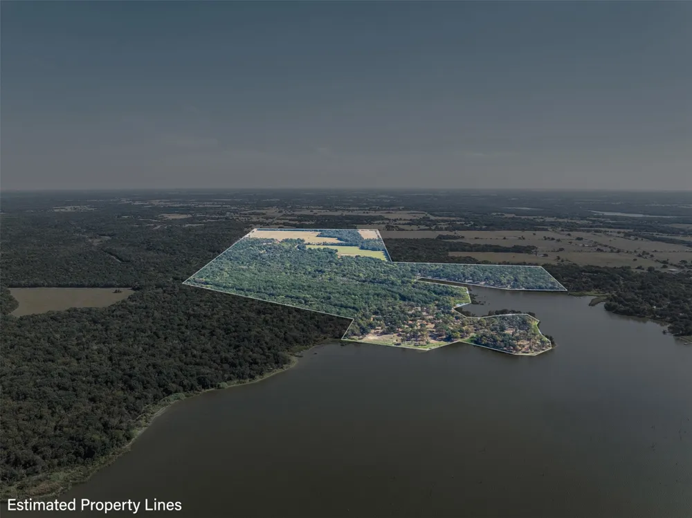 LCR 800 Groesbeck, TX 76642