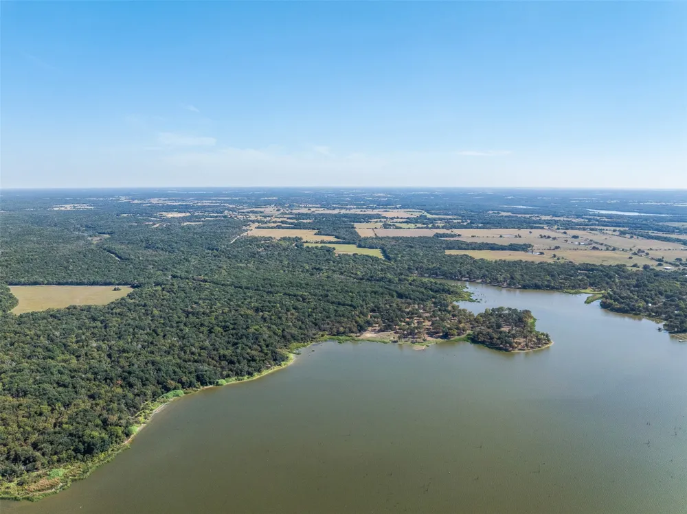 LCR 800 Groesbeck, TX 76642