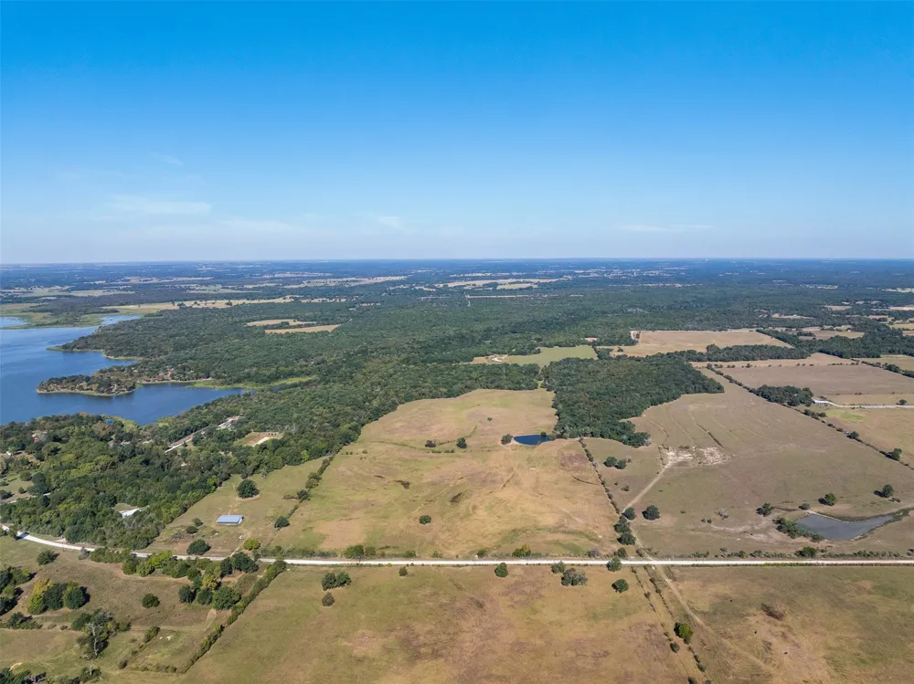 LCR 800 Groesbeck, TX 76642