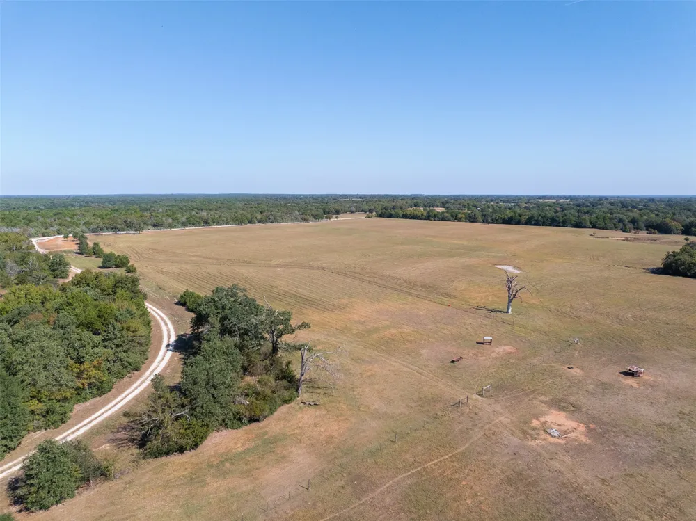 LCR 800 Groesbeck, TX 76642