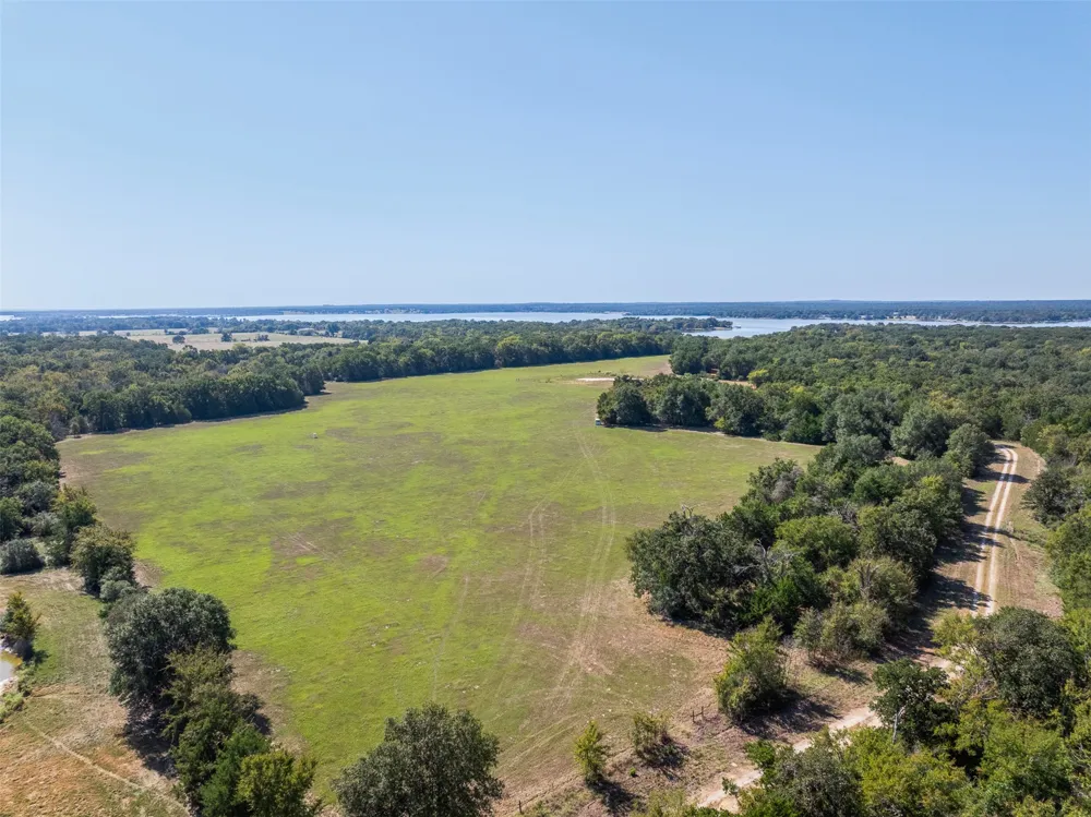 LCR 800 Groesbeck, TX 76642
