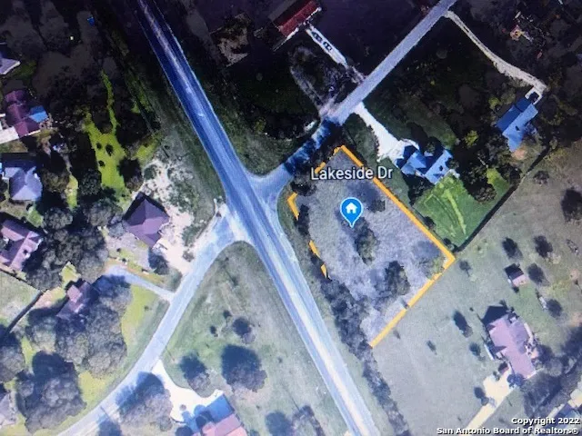 0000 LAKESIDE DR McQueeney, TX 78123