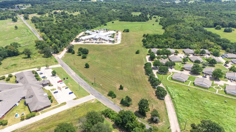 83 Stillhouse Road Paris, TX 75460