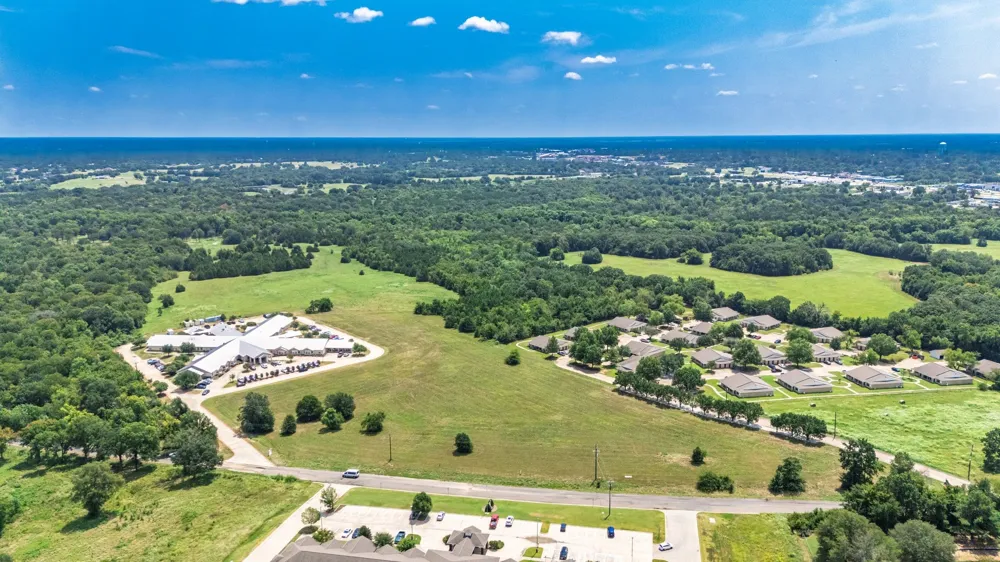 83 Stillhouse Road Paris, TX 75460
