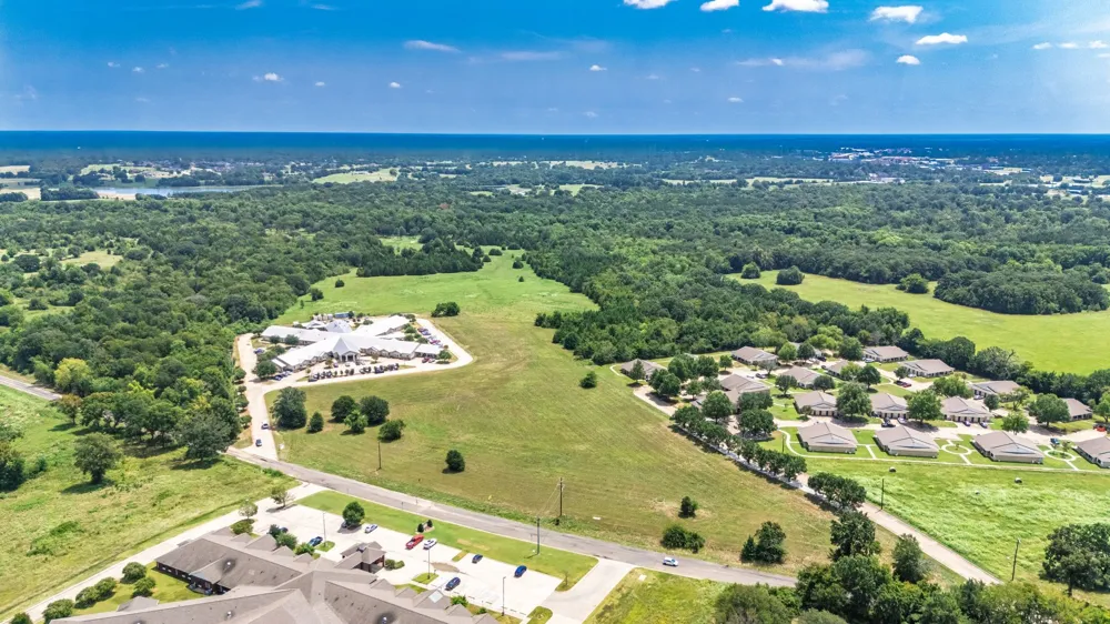 83 Stillhouse Road Paris, TX 75460