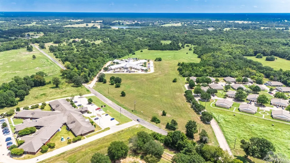 83 Stillhouse Road Paris, TX 75460