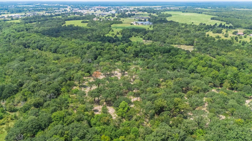 83 Stillhouse Road Paris, TX 75460