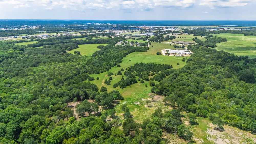 83 Stillhouse Road Paris, TX 75460