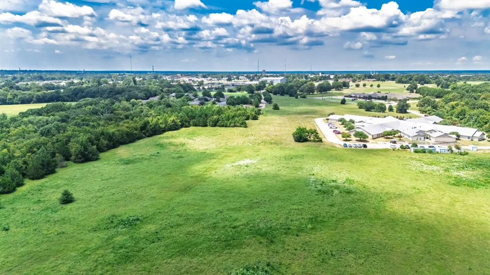 83 Stillhouse Road Paris, TX 75460