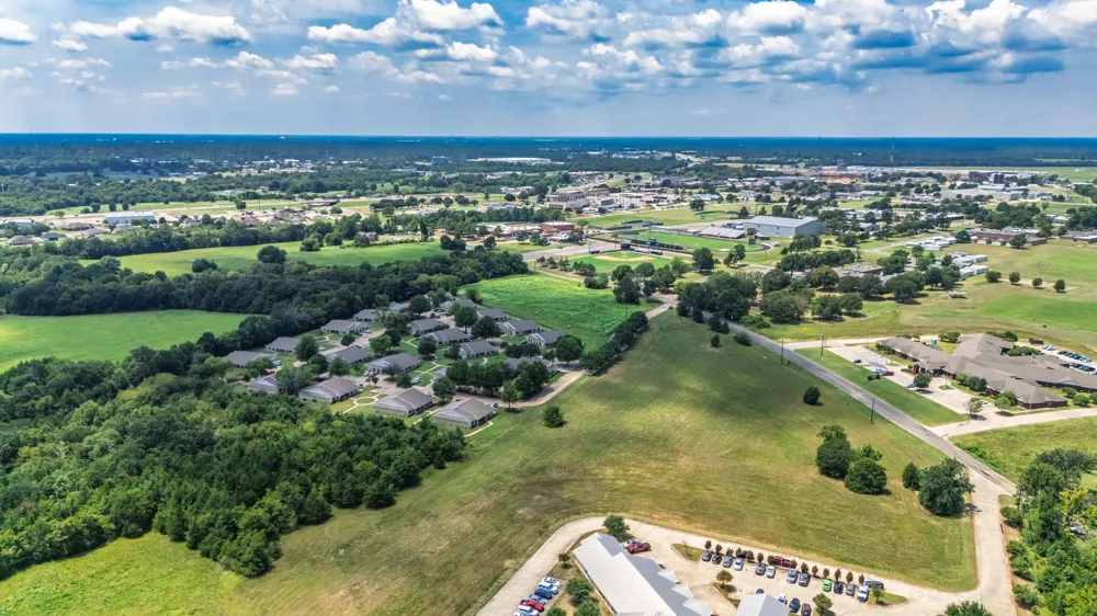 83 Stillhouse Road Paris, TX 75460