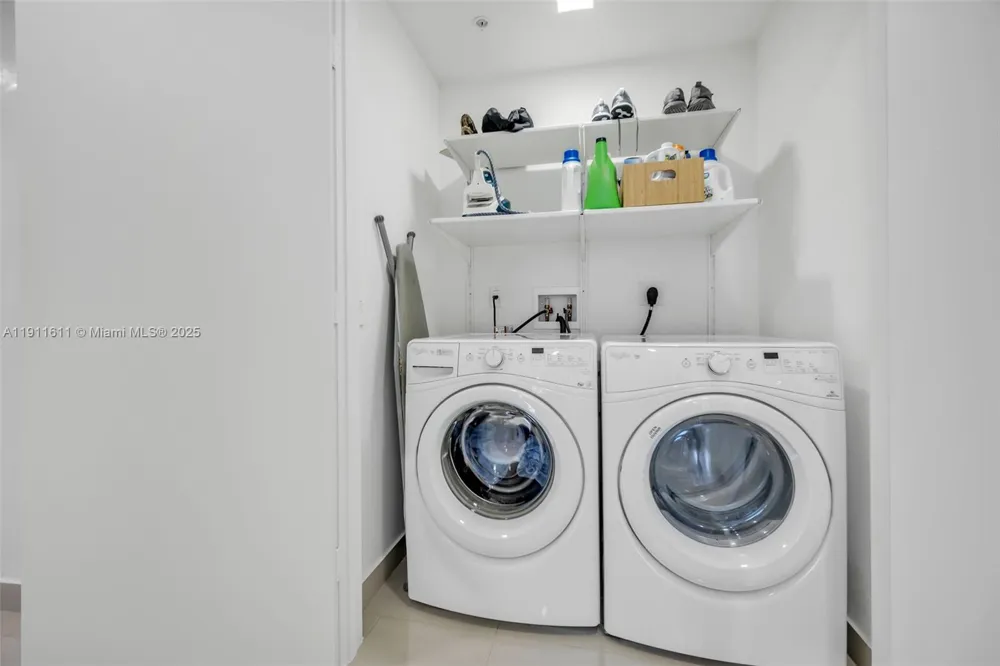 17301 Biscayne Blvd #910 North Miami Beach, FL 33160