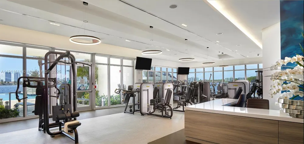 17301 Biscayne Blvd #910 North Miami Beach, FL 33160