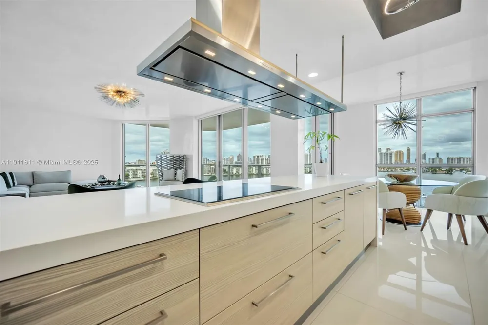 17301 Biscayne Blvd #910 North Miami Beach, FL 33160
