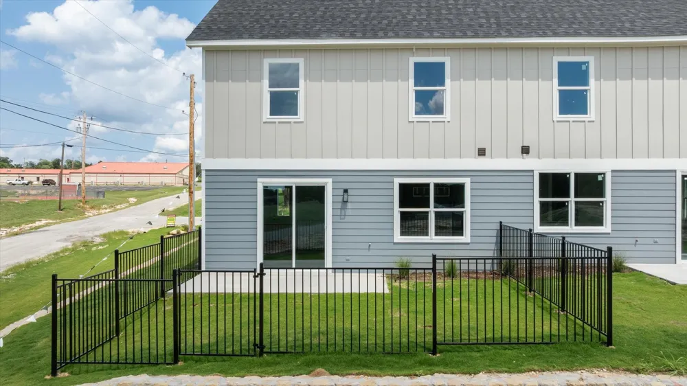 720 Sycamore Street Hico, TX 76457