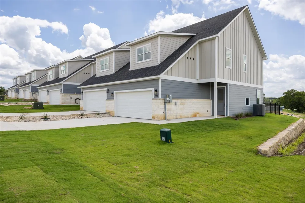 720 Sycamore Street Hico, TX 76457