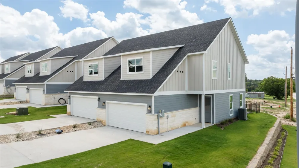 720 Sycamore Street Hico, TX 76457