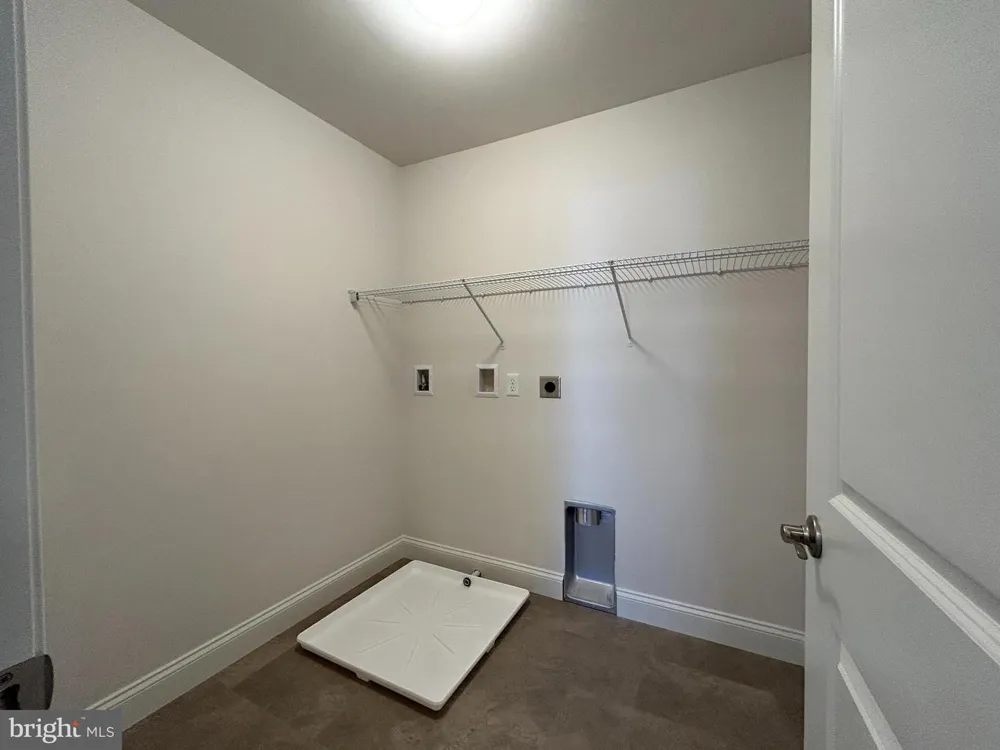 132 MAGNOLIA DRIVE Middletown, PA 17057