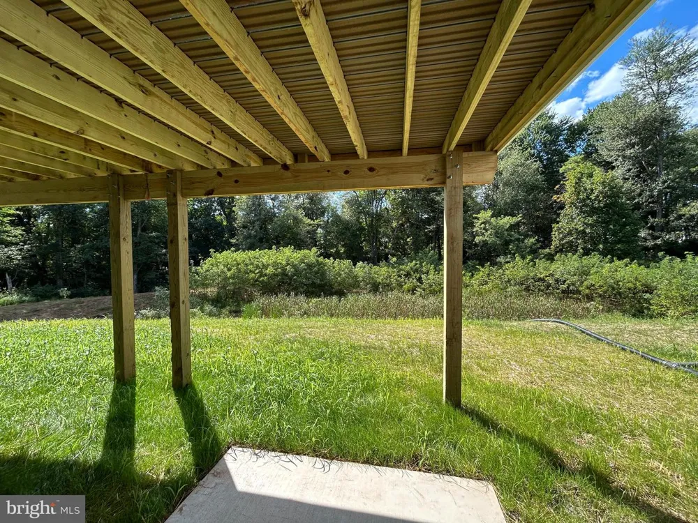 132 MAGNOLIA DRIVE Middletown, PA 17057