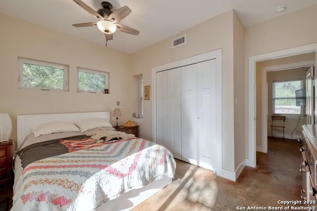123 Bowie Luling, TX 78648